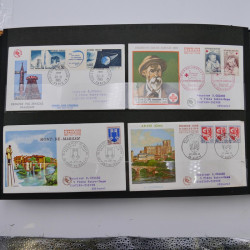 Collection enveloppes premier jour d'émission de France 1960-1978 en 5 albums.