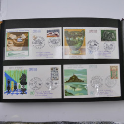 Collection enveloppes premier jour d'émission de France 1960-1978 en 5 albums.