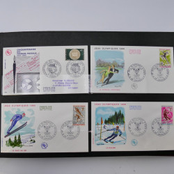 Collection enveloppes premier jour d'émission de France 1960-1978 en 5 albums.