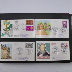 Collection enveloppes premier jour d'émission de France 1960-1978 en 5 albums.