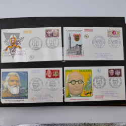 Collection enveloppes premier jour d'émission de France 1960-1978 en 5 albums.