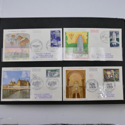 Collection enveloppes premier jour d'émission de France 1960-1978 en 5 albums.