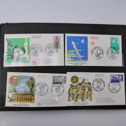 Collection enveloppes premier jour d'émission de France 1960-1978 en 5 albums.