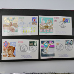 Collection enveloppes premier jour d'émission de France 1960-1978 en 5 albums.