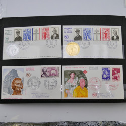 Collection enveloppes premier jour d'émission de France 1960-1978 en 5 albums.