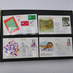 Collection enveloppes premier jour d'émission de France 1960-1978 en 5 albums.