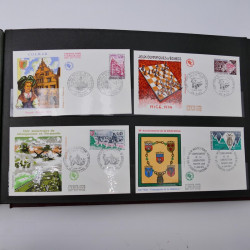 Collection enveloppes premier jour d'émission de France 1960-1978 en 5 albums.