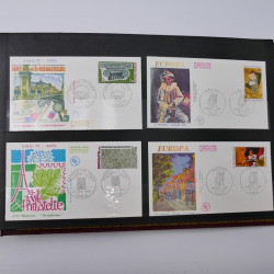 Collection enveloppes premier jour d'émission de France 1960-1978 en 5 albums.