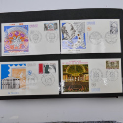 Collection enveloppes premier jour d'émission de France 1960-1978 en 5 albums.