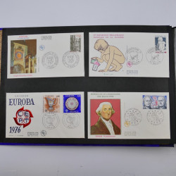 Collection enveloppes premier jour d'émission de France 1960-1978 en 5 albums.