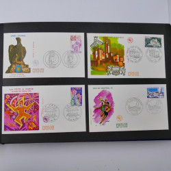 Collection enveloppes premier jour d'émission de France 1960-1978 en 5 albums.