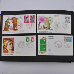 Collection enveloppes premier jour d'émission de France 1960-1978 en 5 albums.