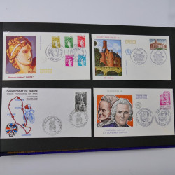 Collection enveloppes premier jour d'émission de France 1960-1978 en 5 albums.