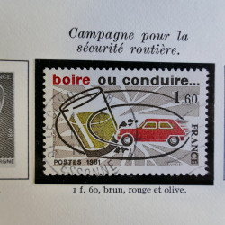 Vrac philatélique de timbres du monde en un carton.
