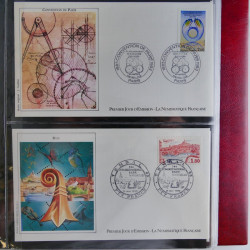 Vrac philatélique de timbres du monde en un carton.