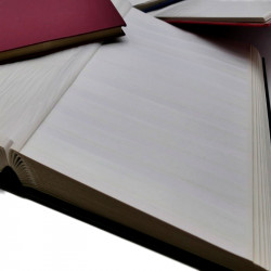Lot de classeurs, albums d'occasion pour collectionneur.
