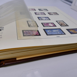 Album Lindner avec feuilles préimprimées France 1984-1989.