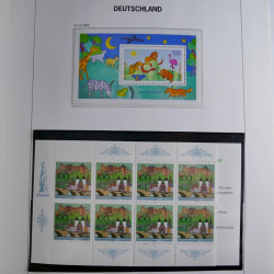 Collection timbres d'Allemagne République Fédérale 1949-2001 en 2 albums DAVO.