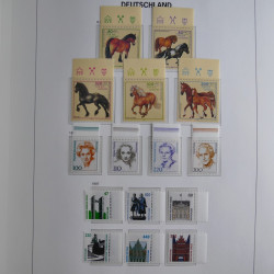 Collection timbres d'Allemagne République Fédérale 1949-2001 en 2 albums DAVO.