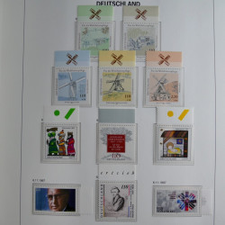 Collection timbres d'Allemagne République Fédérale 1949-2001 en 2 albums DAVO.