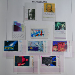 Collection timbres d'Allemagne République Fédérale 1949-2001 en 2 albums DAVO.