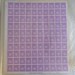 Lot de divers feuilles de timbres de France dont vignette expo N°19 en album.