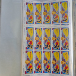 Lot de timbres en feuilles divers pays, thématiques, variétés en album.
