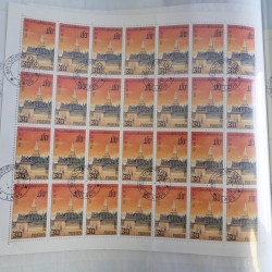 Lot de timbres en feuilles divers pays, thématiques, variétés en album.