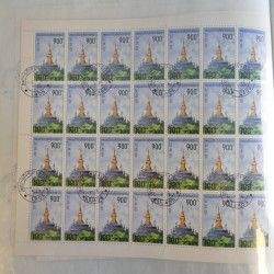 Lot de timbres en feuilles divers pays, thématiques, variétés en album.