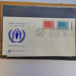 Collection enveloppes FDC timbres des Nations Unies en album.