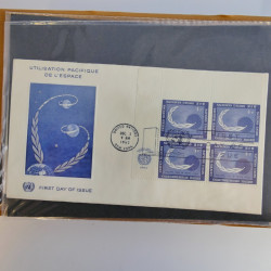 Collection enveloppes FDC timbres des Nations Unies en album.
