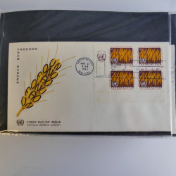 Collection enveloppes FDC timbres des Nations Unies en album.