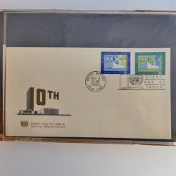 Collection enveloppes FDC timbres des Nations Unies en album.