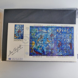 Collection enveloppes FDC timbres des Nations Unies en album.