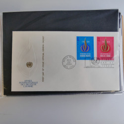 Collection enveloppes FDC timbres des Nations Unies en album.