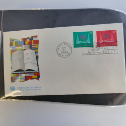 Collection enveloppes FDC timbres des Nations Unies en album.