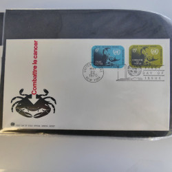 Collection enveloppes FDC timbres des Nations Unies en album.