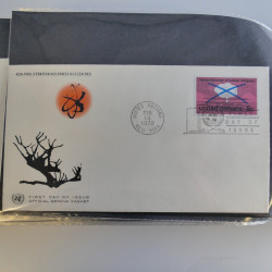Collection enveloppes FDC timbres des Nations Unies en album.