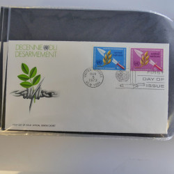 Collection enveloppes FDC timbres des Nations Unies en album.
