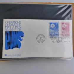 Collection enveloppes FDC timbres des Nations Unies en album.