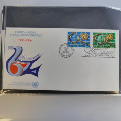 Collection enveloppes FDC timbres des Nations Unies en album.