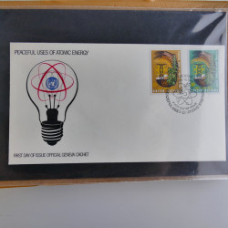 Collection enveloppes FDC timbres des Nations Unies en album.