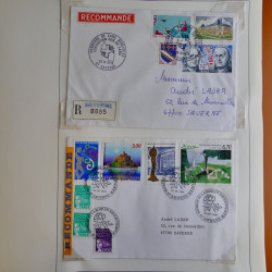 Lot de 44 lettres recommandées France moderne en album.