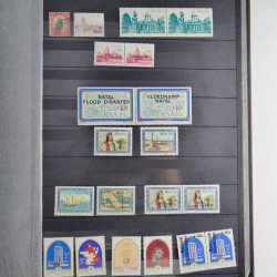 Collection timbres du monde neufs et oblitérés en 8 albums.