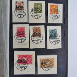 Vrac philatélique de timbres du monde en un carton.