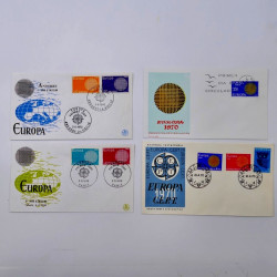 Lot de 135 enveloppes FDC timbres d'Europa 1970-1976 en une boite.