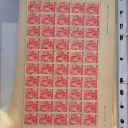 Stock de timbres de Sarre émis en 1947 neufs en un album.