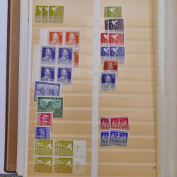 Lot de timbres d'Allemagne zones d'occupation neufs en un album.