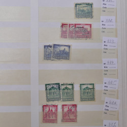 Lot de timbres d'Empire Allemand 1875-1933 neufs et oblitérés en un album.