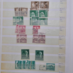 Lot de timbres d'Allemagne Reich 1933-1945 neufs et oblitérés en un album.